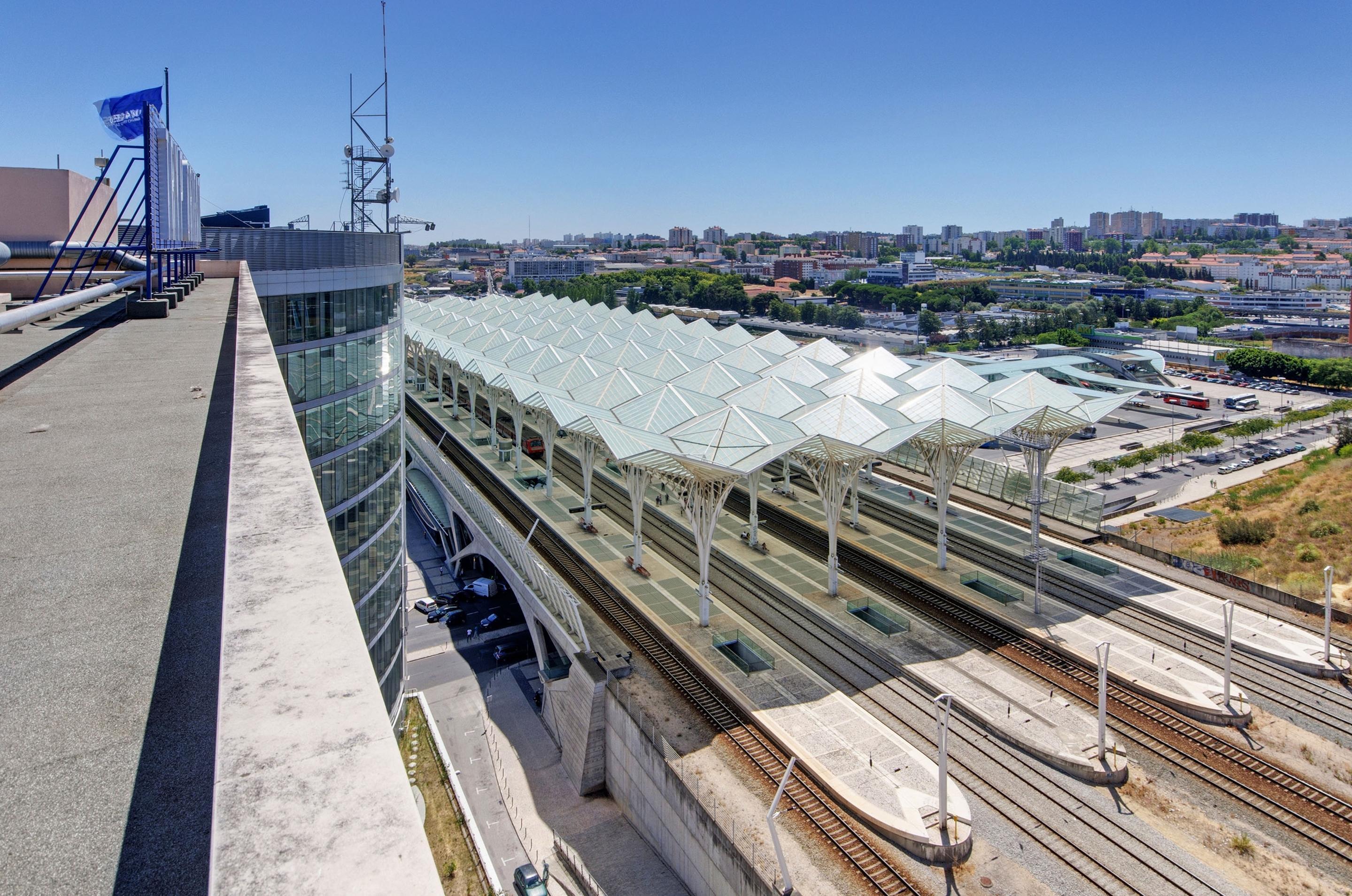 Melia Lisboa Oriente Hotel Exterior foto